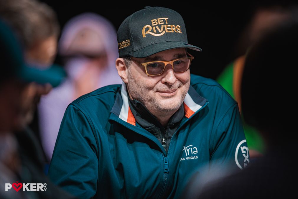 Késő bejárat, nagyszerű hatás: A Hellmuth növeli az 50 ezer dolláros pókerjátékosok bajnokságát