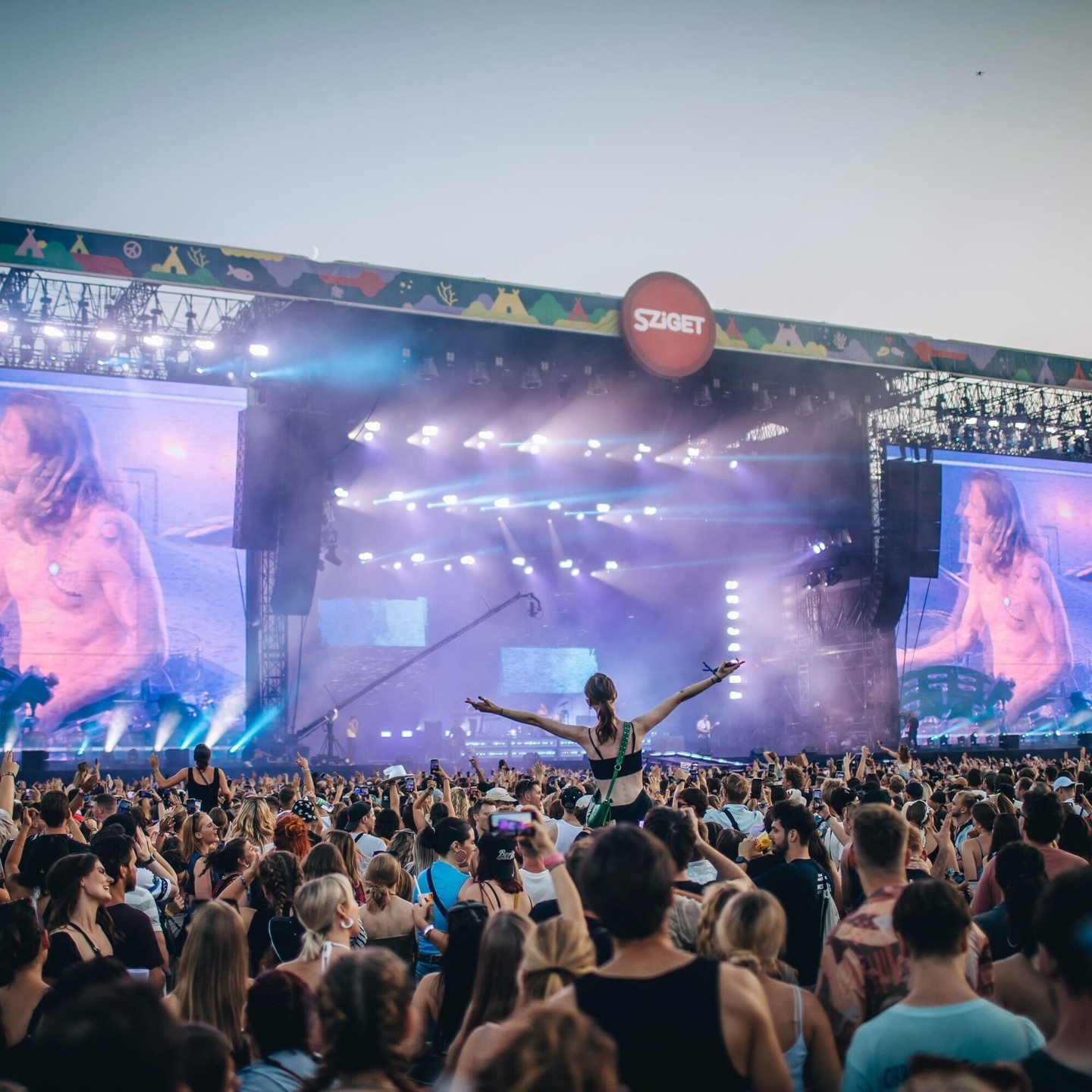 Innováció: A Sziget Fesztivál olcsóbb, csak éjszakai passzot mutat be 2025-re!