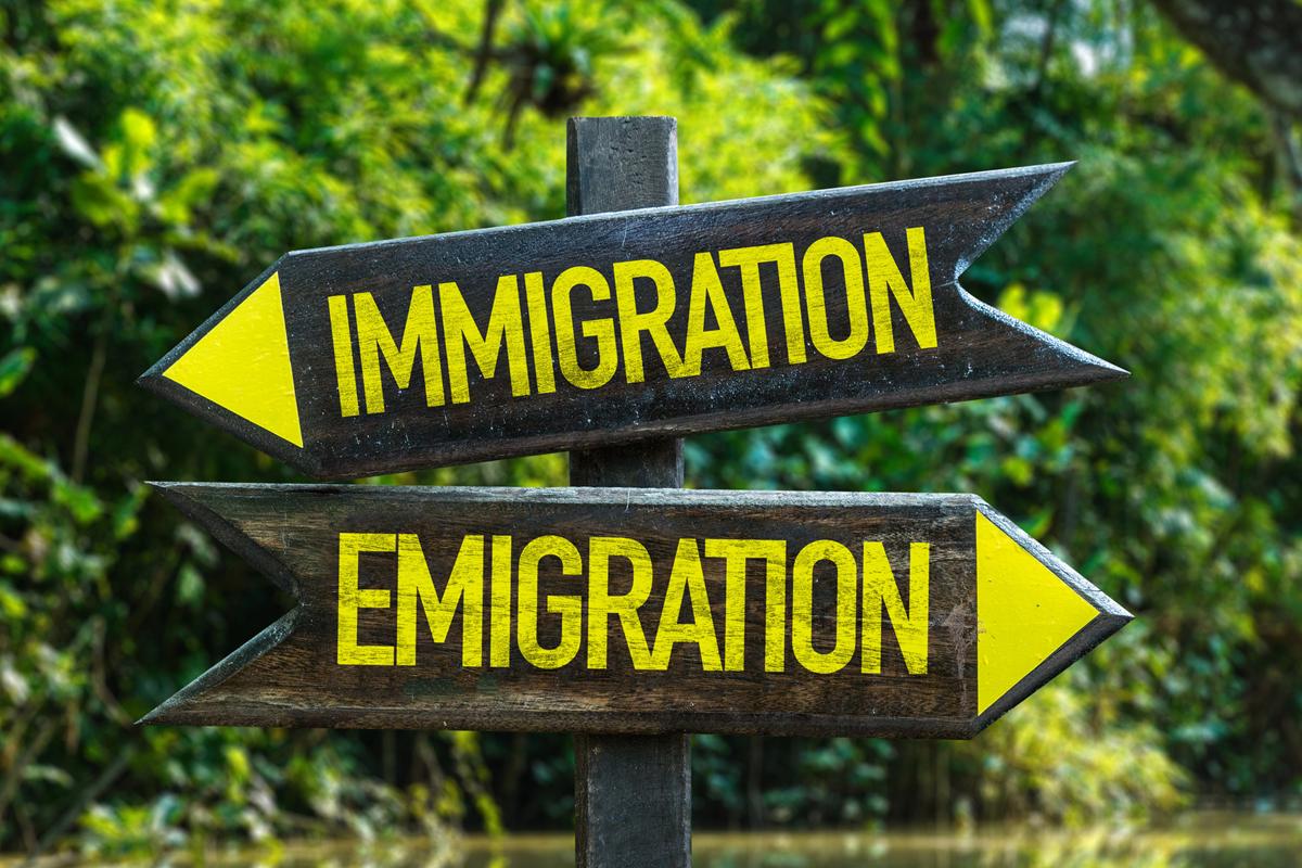 Több bevándorló vagy emigráns Magyarországon? A váratlan 30 éves trend