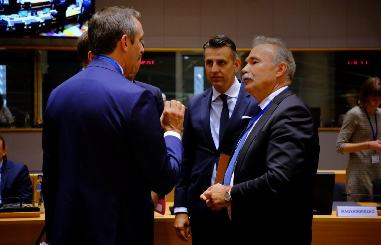 Orbán kabinet Slams az EU preferenciális kezelését az ukrán gazdálkodók számára